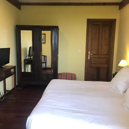 Casa Grande De Fuentemayor Silleda